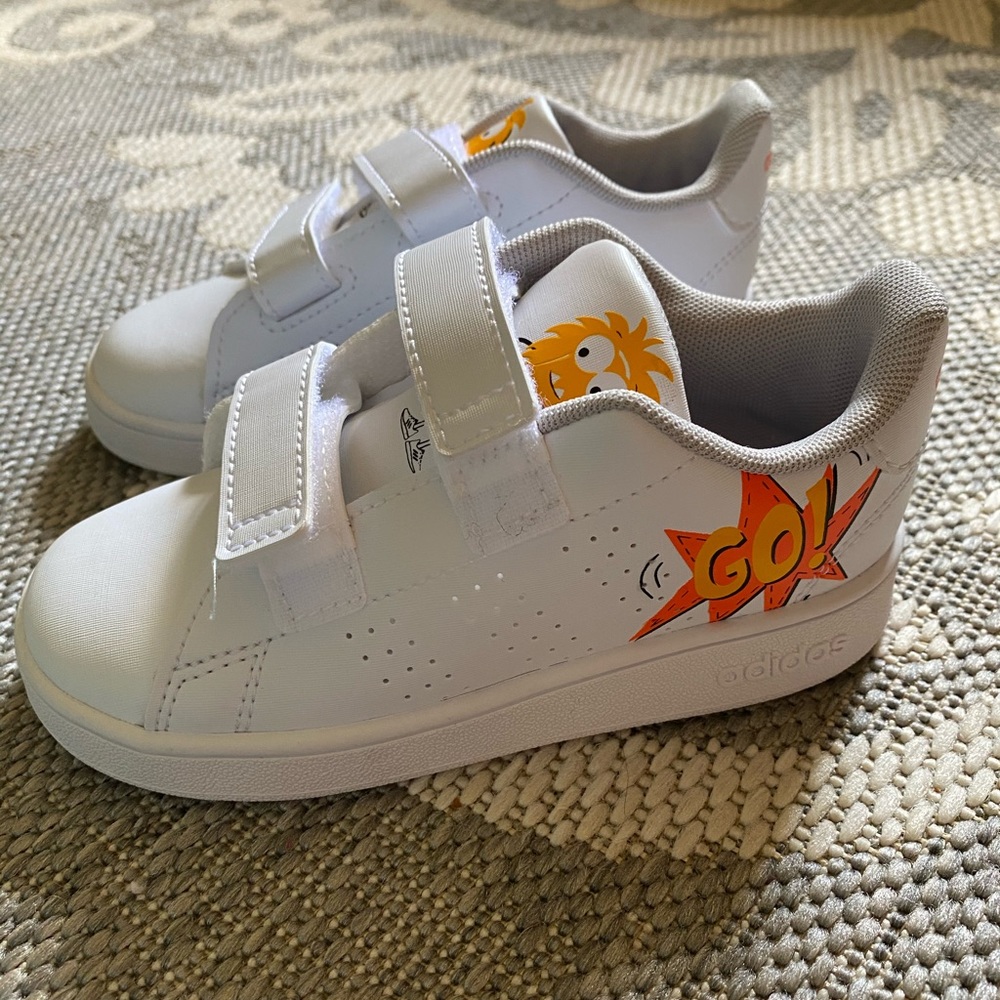Brand new adidas sneaks toddler size 9